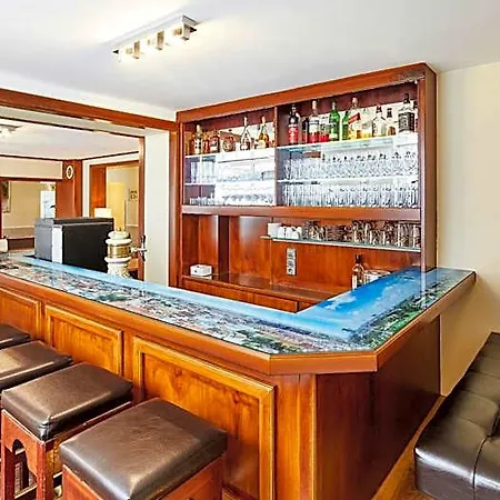 Imperial Hotel 3*