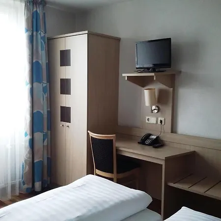 Imperial Hotel 3*