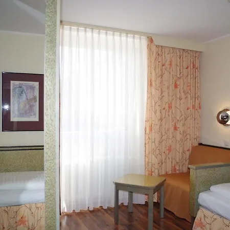 Imperial Hotel Munich