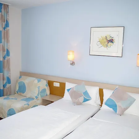 Imperial 3* Munique